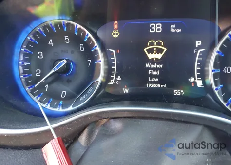 2017 Chrysler Pacifica Touring-L Plus z USA, uszkodzony, nr VIN 2C4RC1EG6HR656893